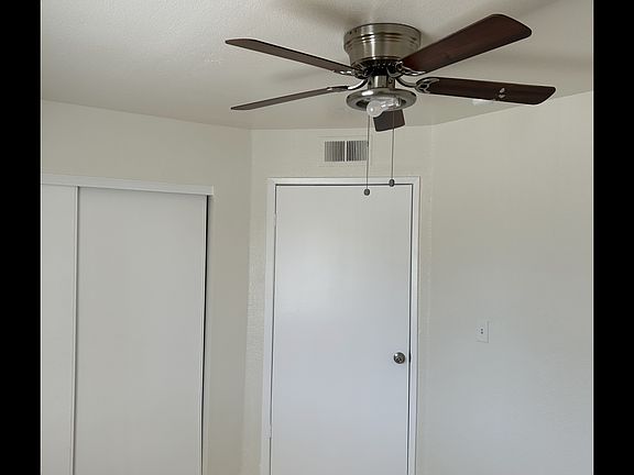 4th image of 1319 Acacia Ave APT 3