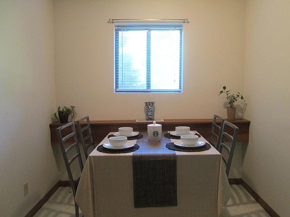 5th image of 27453 Westown Blvd #1