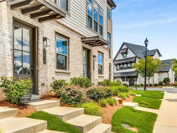 2406 Figaro Dr, Atlanta, GA 30339