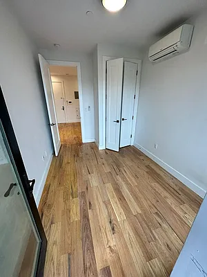 Rented by Aron Fried, LREB | media 4