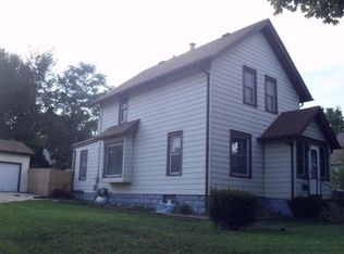 1205 S 63rd St, West Allis, WI 53214