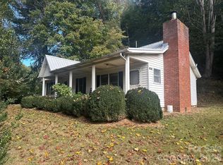 43 Kellogg Farm Rd, Green Mtn, NC 28740