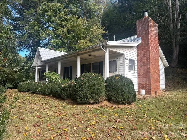 43 Kellogg Farm Rd, Green Mtn, NC 28740