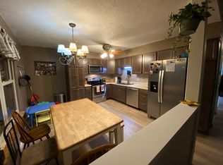 3907 Thomas Jefferson Rd, Lafayette, IN 47909