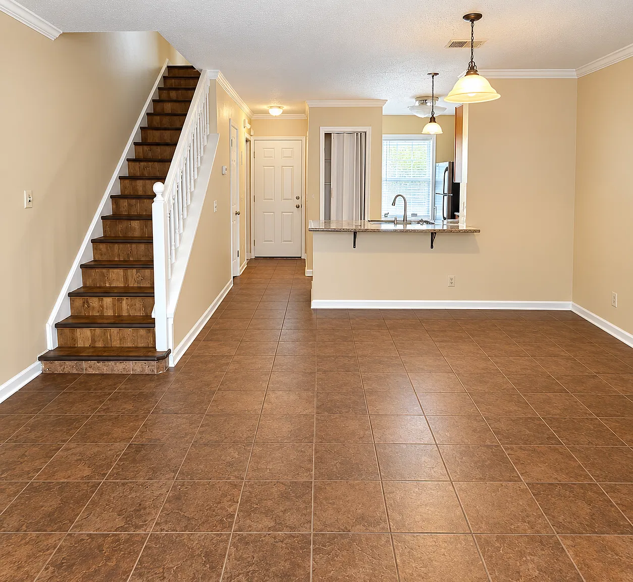 2 bed, 1.5 bath, 986 sqft, $1,295 — Photo 3