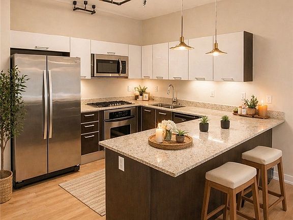3rd image of 645 W 9th St APT 643