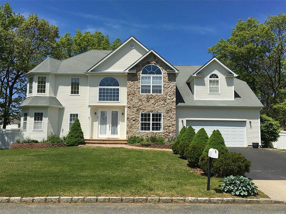 1st image of 47 Justin Cir