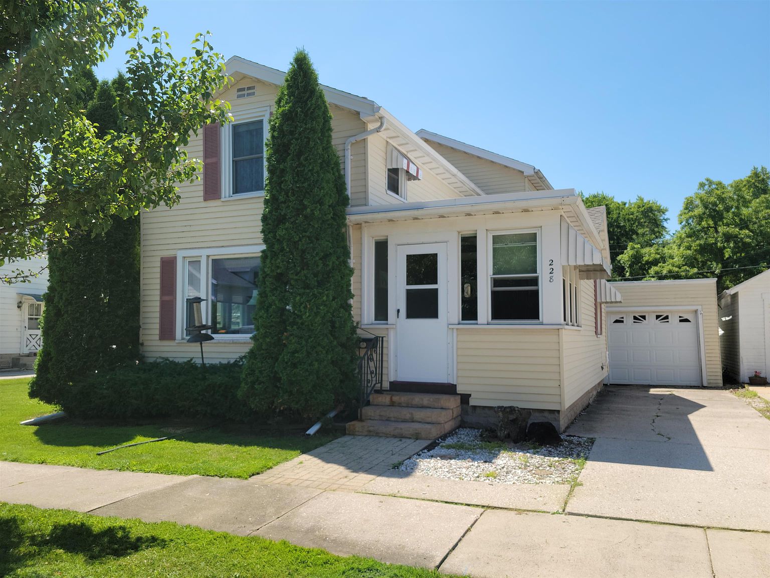 228 Ledgeview Ave, Fond Du Lac, WI 54935 Zillow