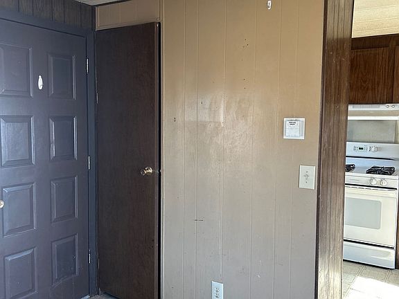 3rd image of 4022 South Ave W #1