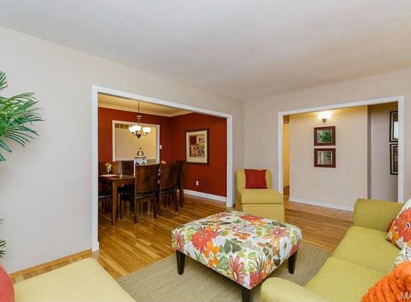 4th image of 725 N Castello St