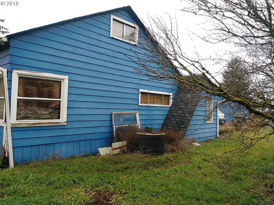 2nd image of 13606 NE 72nd Ave