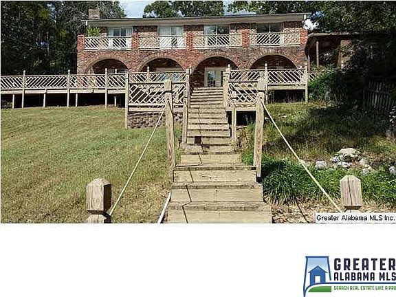 2nd image of 992 Clear Creek Dr