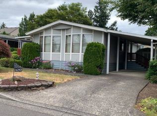 16292 SE Hearthwood Dr #99, Clackamas, OR 97015