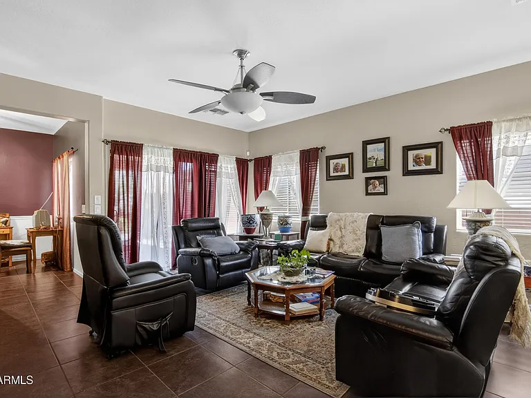 19735 N Locke Ct — Photo 9