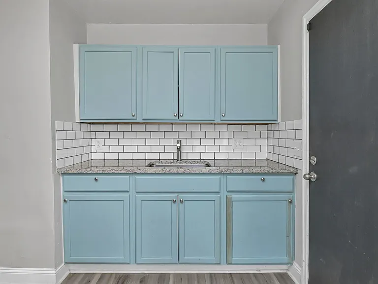 3300 Margrave Rd #B — Photo 11