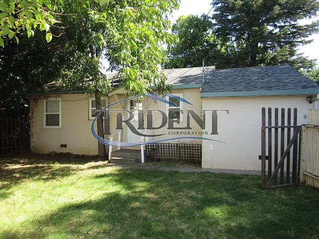 448 McRae Way — Photo 17