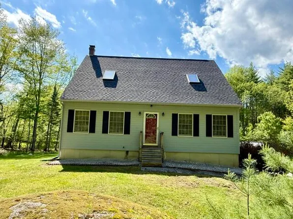 706 Middlesex Road, Topsham, ME 04086