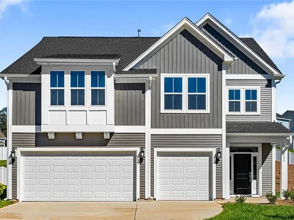 4555 Hanes Lake Dr, Winston Salem, NC 27106