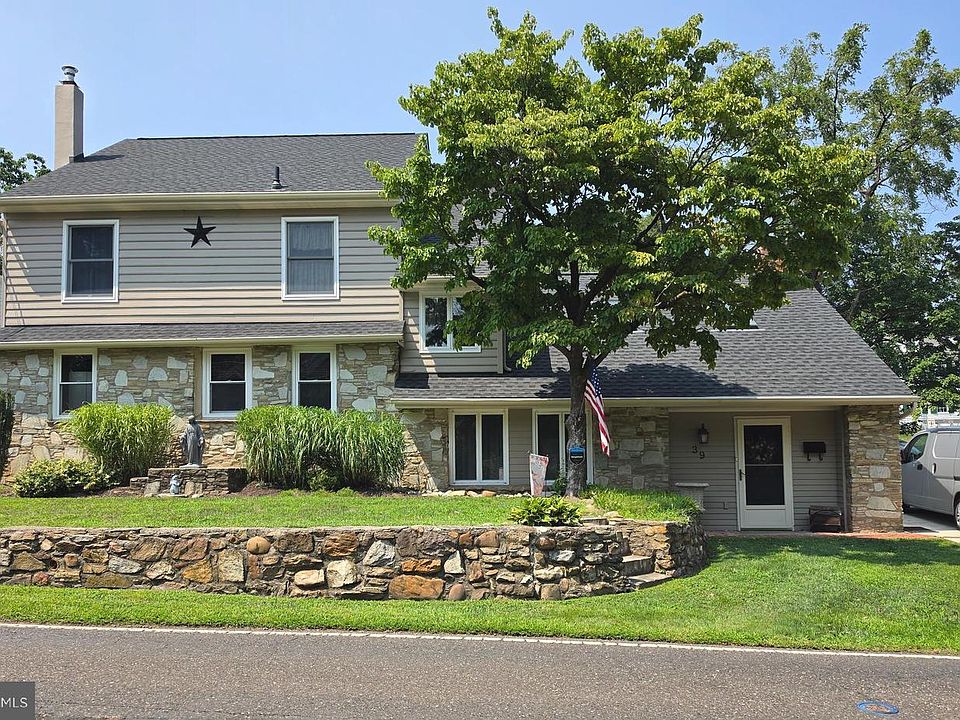 1st image of 39 Lower Morrisville Rd