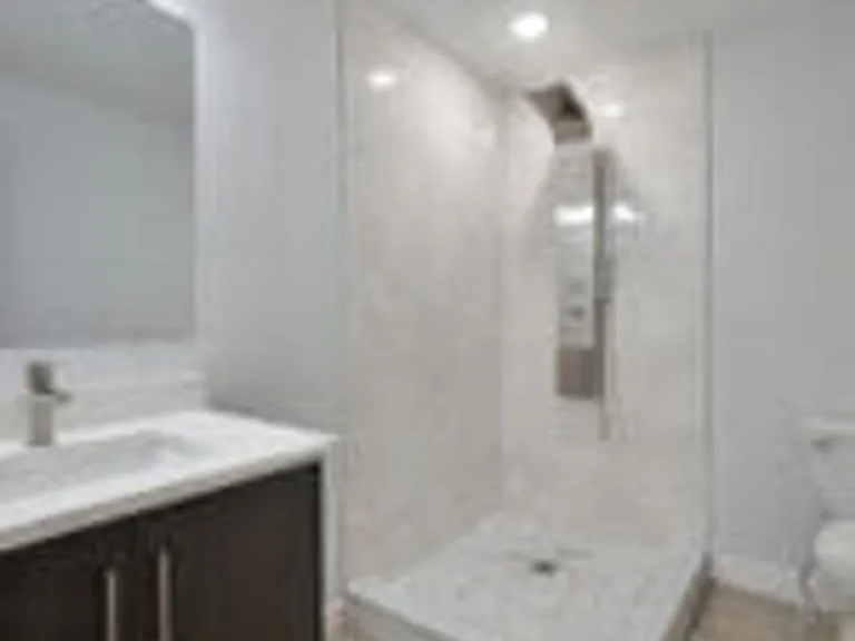 645 Brooklyn St — Photo 14