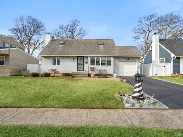 220 Belvedere Drive, Massapequa Park, NY 11762