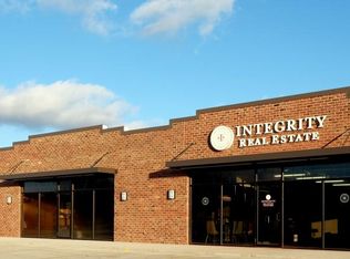 584 S Highway 71 STE C, Arnolds Park, IA 51331