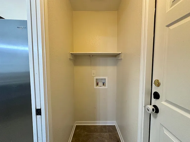 6710 Alvin Dr — Photo 16