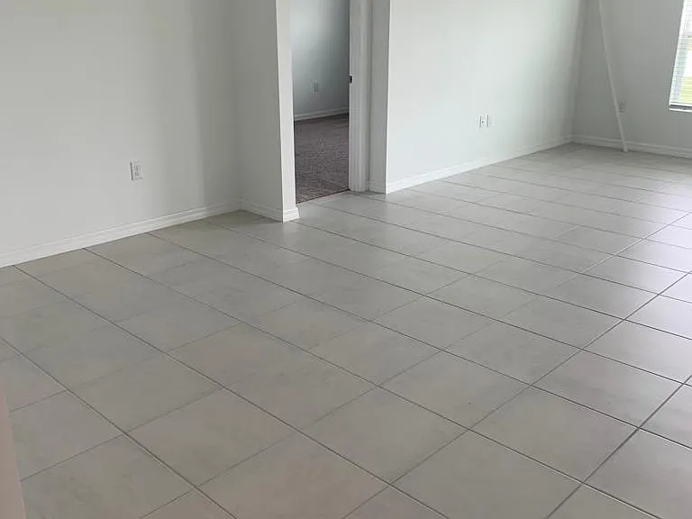 250 Zircon Rd — Photo 8