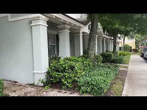 3 bed, 2.5 bath, 1232 sqft, $3,200 — Photo 2