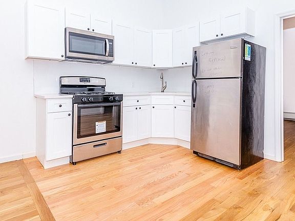 3rd image of 1080 Greene Ave #11X