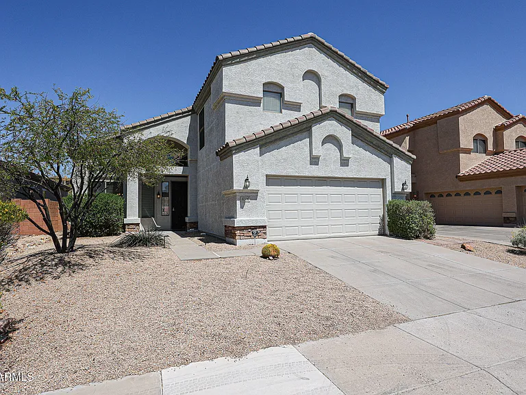 6506 W Molly Ln — Photo 2