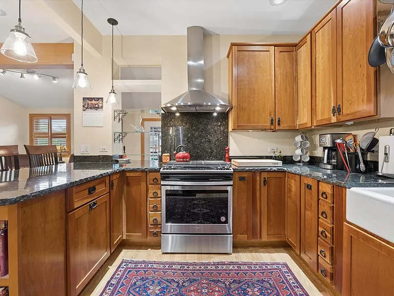 4334 N Mason Ave — Photo 13