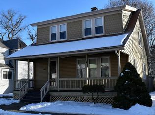 44 Bay State Rd, Holyoke, MA 01040