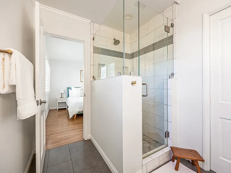 Master bathroom.