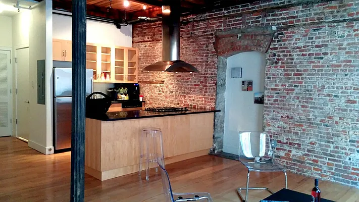 Rented by The Durst Organization | media 18