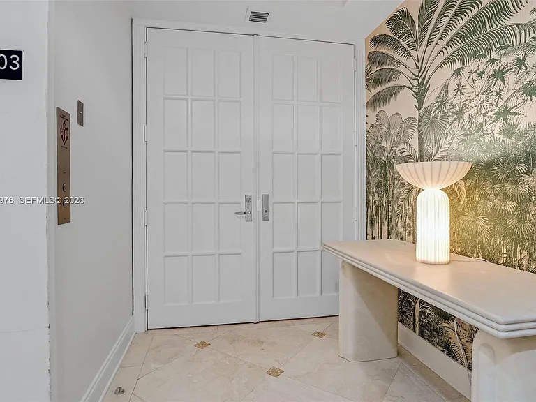725 Crandon Blvd #203 — Photo 44