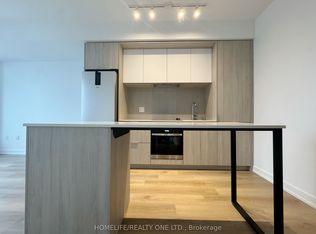 395 Square One Dr #3302, Mississauga, ON L5B 0E2