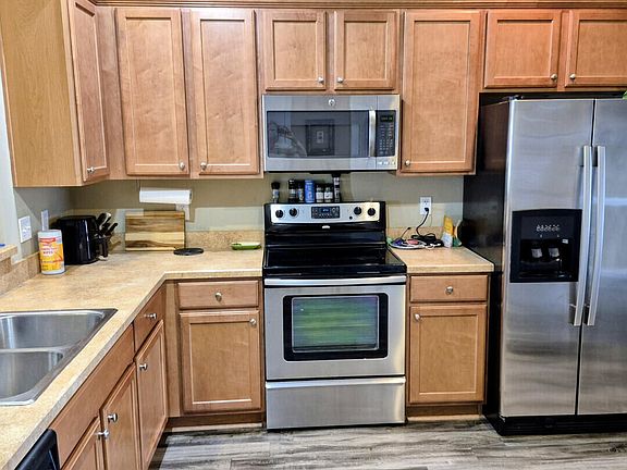 5th image of 211 Hemingway Cir