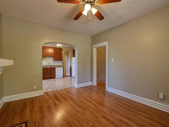 3rd image of 4200 Arsenal St #4200-A-2E