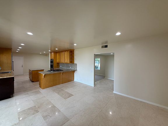 5th image of 2716 Ridgepine Dr
