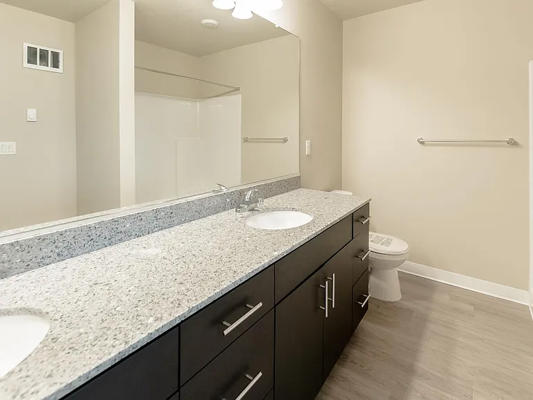 Abbey Creek Apartments — Photo 31