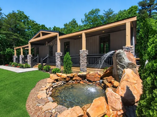 226 1st Dr, Altamont, TN 37301