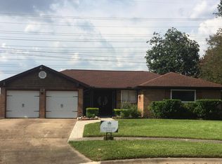 702 Whelton Cir, Pasadena, TX 77503