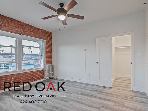 4th image of 147 1/3 S Normandie Ave #406
