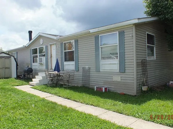 316 Westfield Dr, Erie, MI 48133