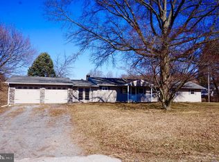 1006 Powells Valley Rd, Halifax, PA 17032