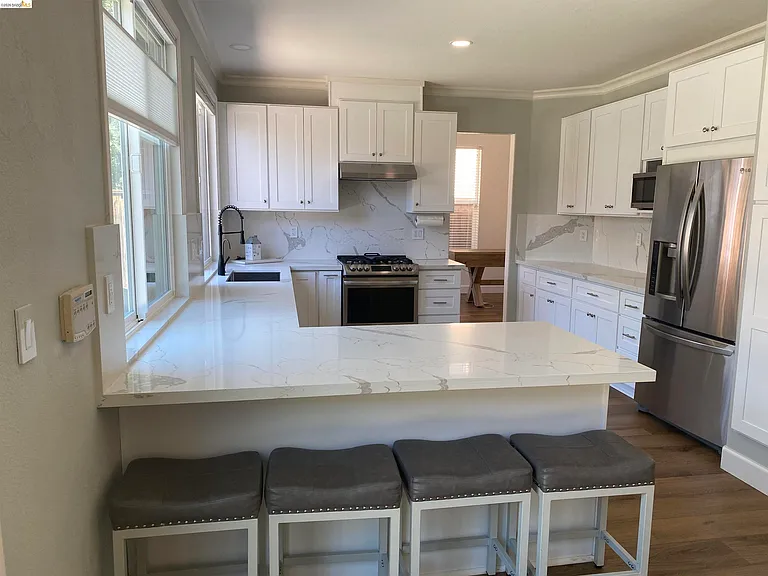 1417 Solana Dr — Photo 9