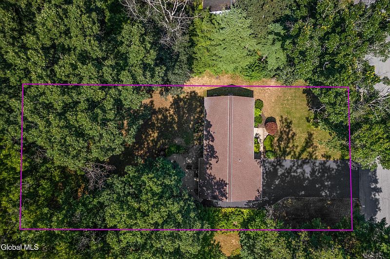 2nd image of 21 Kaatskill Way