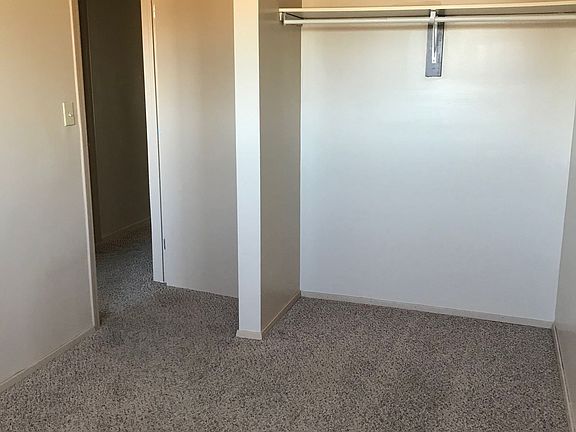 5th image of 6715 59th Ave #D