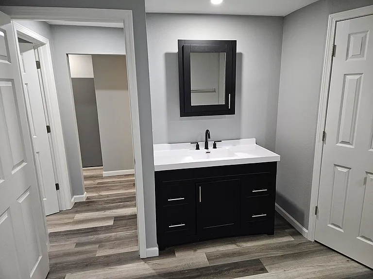 2818 S Rotherwood Ave — Photo 7